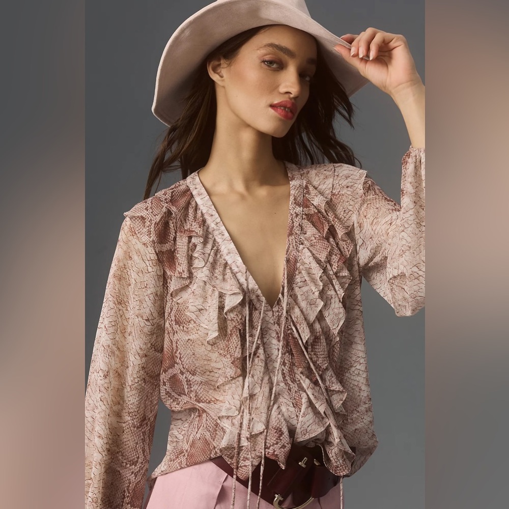 Long-Sleeve Ruffled Blouse - Picture 3 of 11